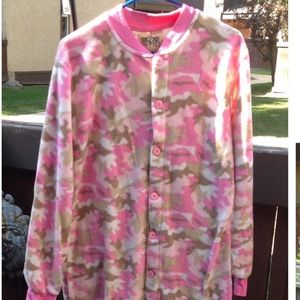Size small pink camouflage fuzzy onesie pjs with feet and trap door